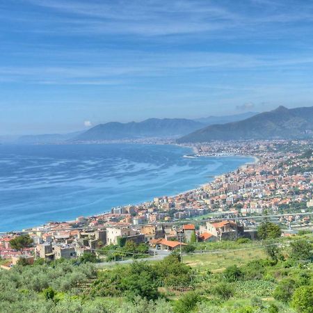 Crosa Tra Le Nuvole Villa Borgio Verezzi Buitenkant foto
