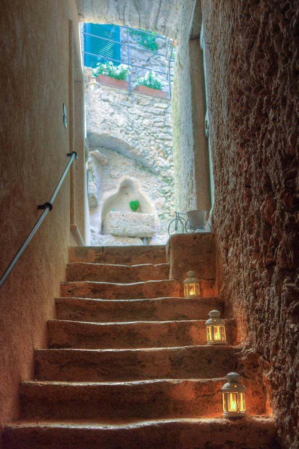 Crosa Tra Le Nuvole Villa Borgio Verezzi Buitenkant foto